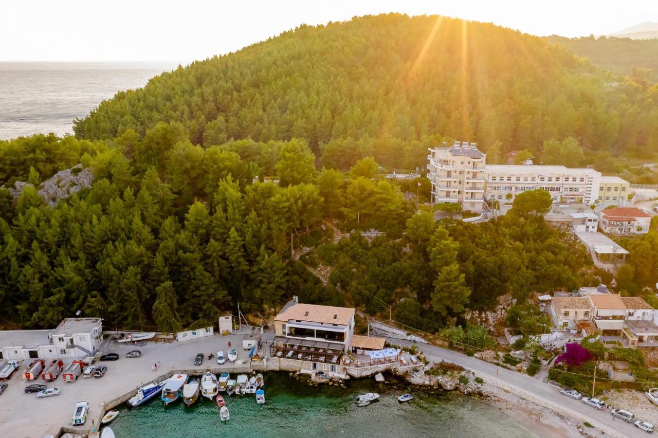 Rea Boutique Hotel Himare Exterior photo