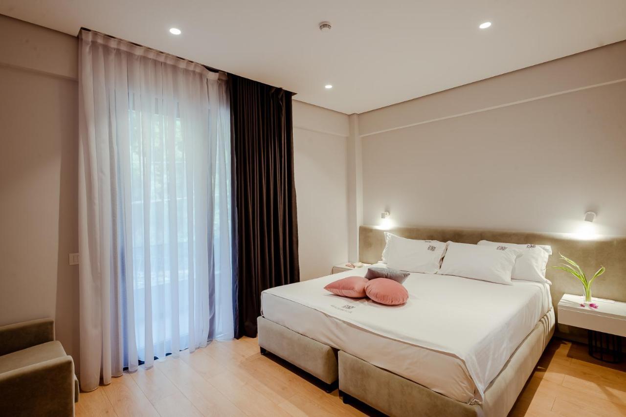 Rea Boutique Hotel Himare Exterior photo