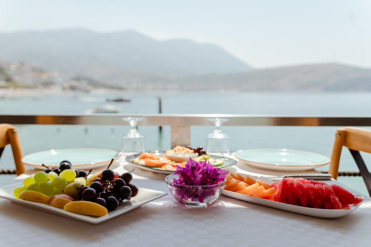Rea Boutique Hotel Himare Exterior photo