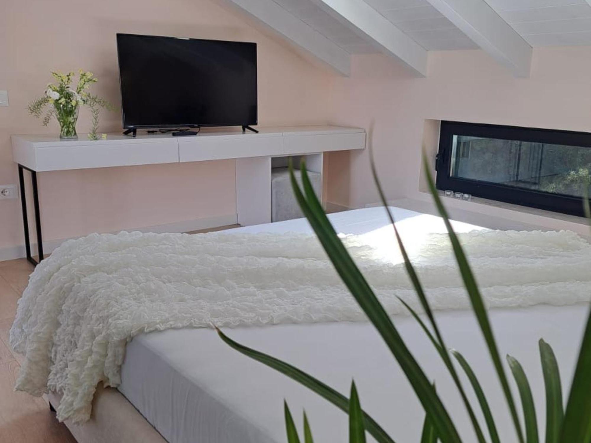 Rea Boutique Hotel Himare Exterior photo