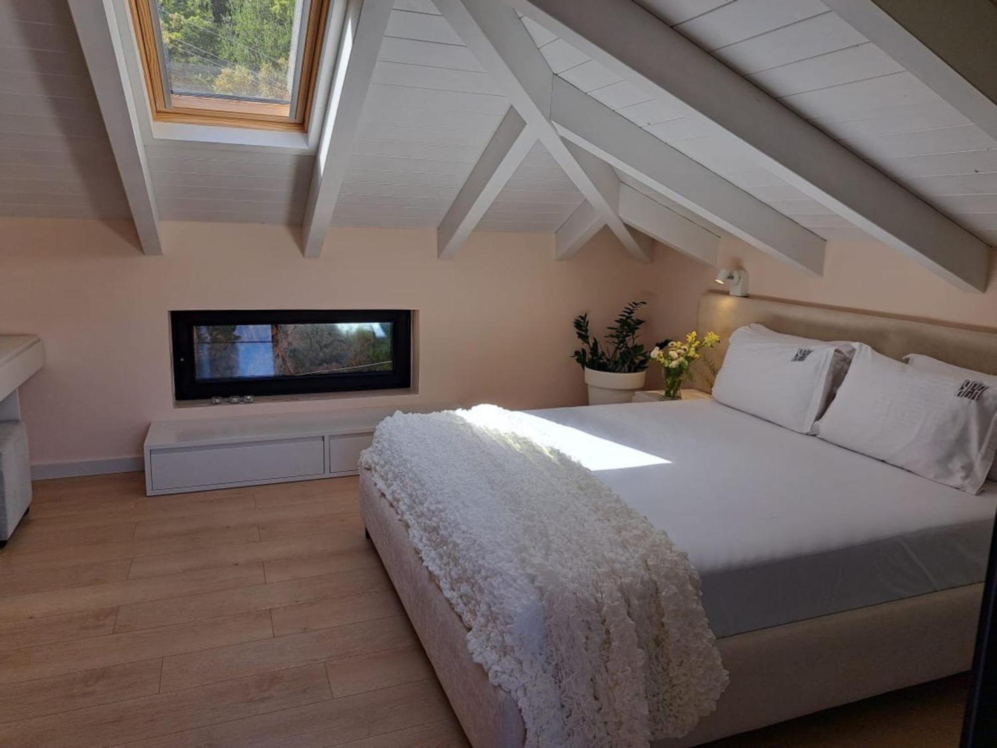 Rea Boutique Hotel Himare Exterior photo