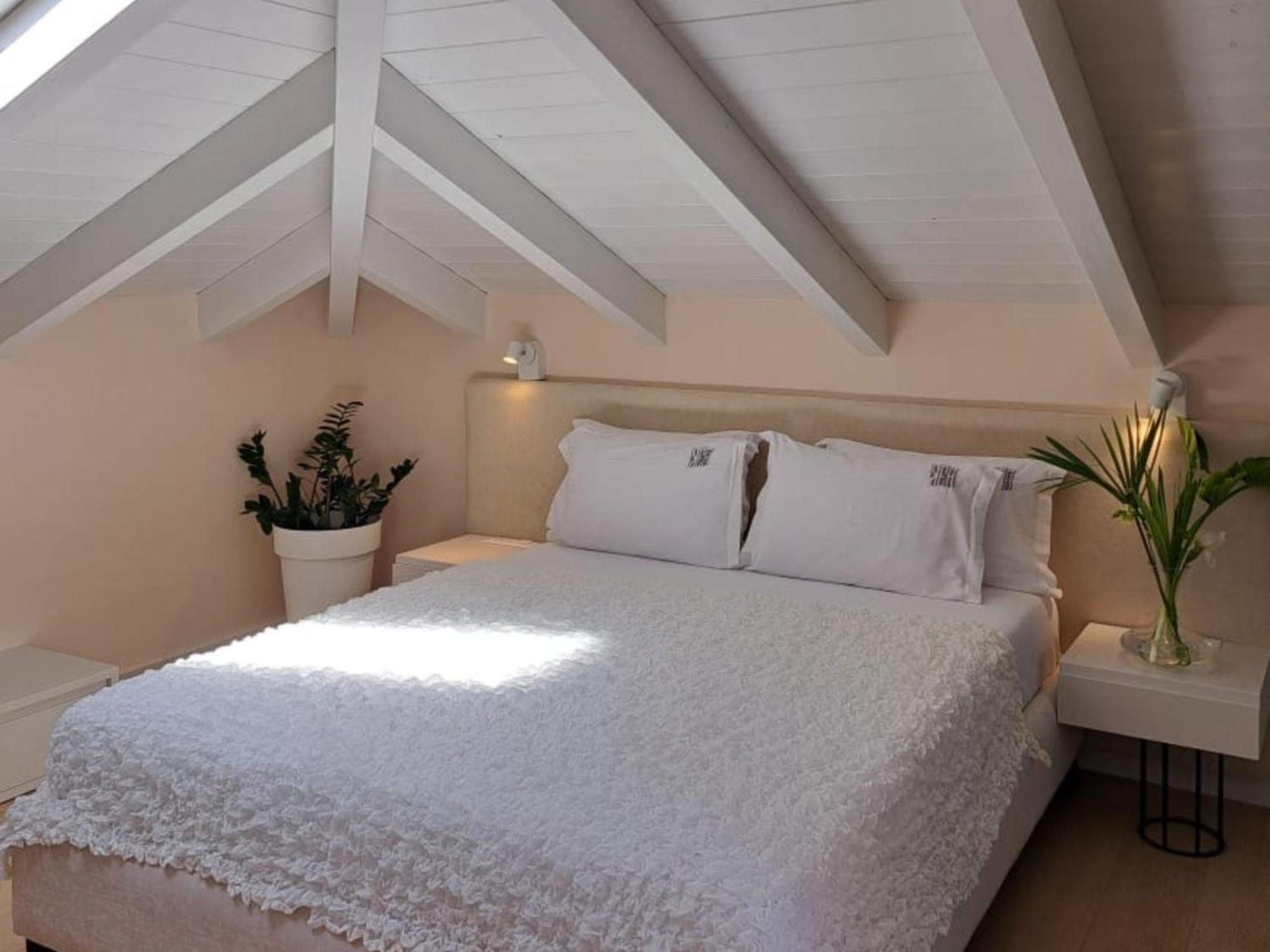 Rea Boutique Hotel Himare Exterior photo