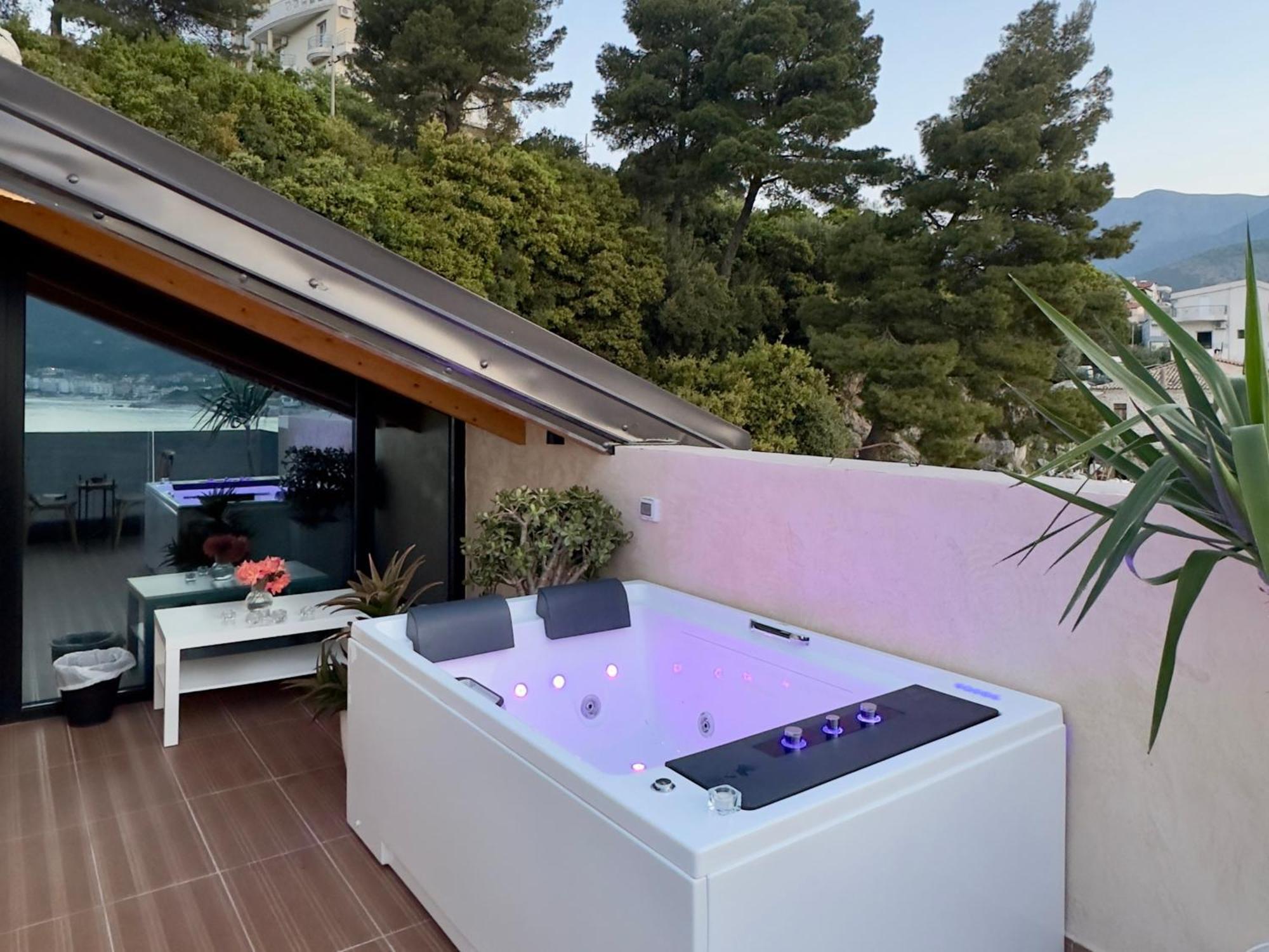 Rea Boutique Hotel Himare Exterior photo
